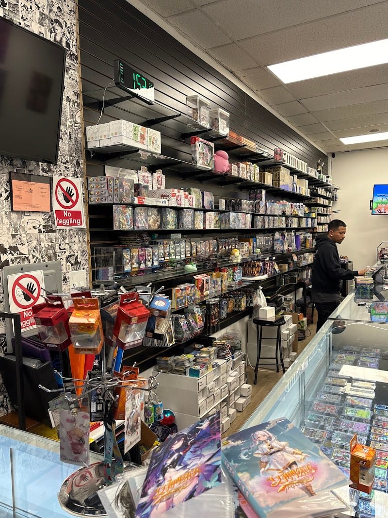 Revolution Cards - Trading Card Shop in Elmont, NY | KeepUp